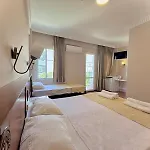 菲迪亚住宿加早餐旅馆 3* 马尔马里斯